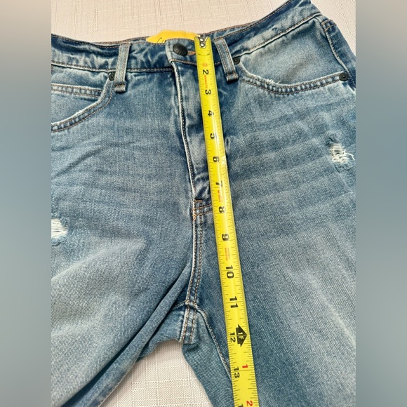 Circus NY high waist slouchy jean distressed 24 - Picture 7 of 9